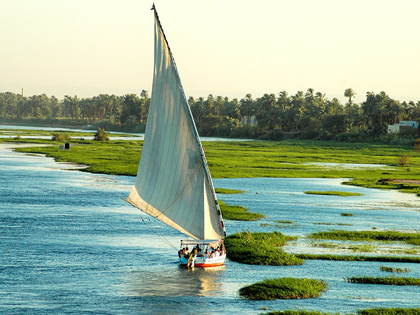 2 days tour to Aswan and Abu Simbel famous excursions from Luxor